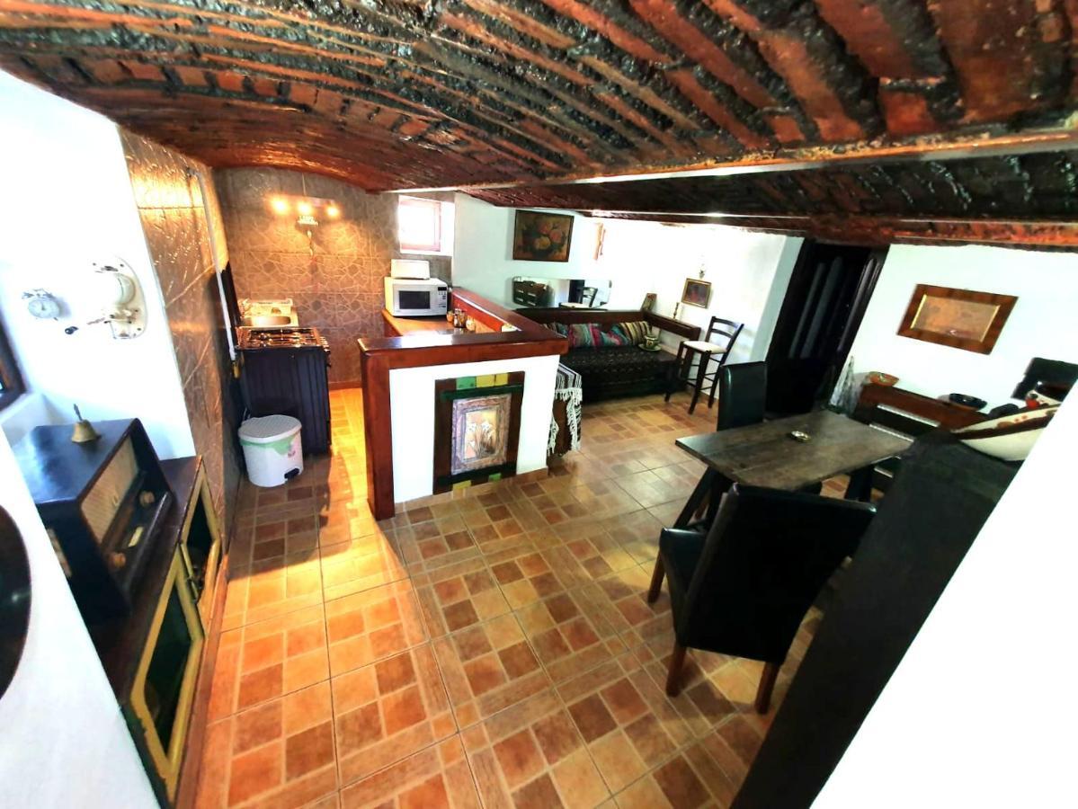Hărman Casa Din Coltul Cetatiiヴィラ エクステリア 写真